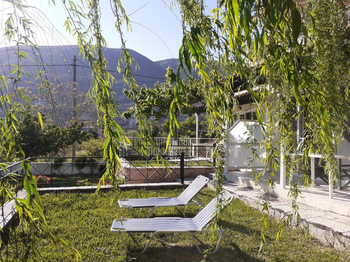 Queen Bay Studios Vasilikí Exteriör bild